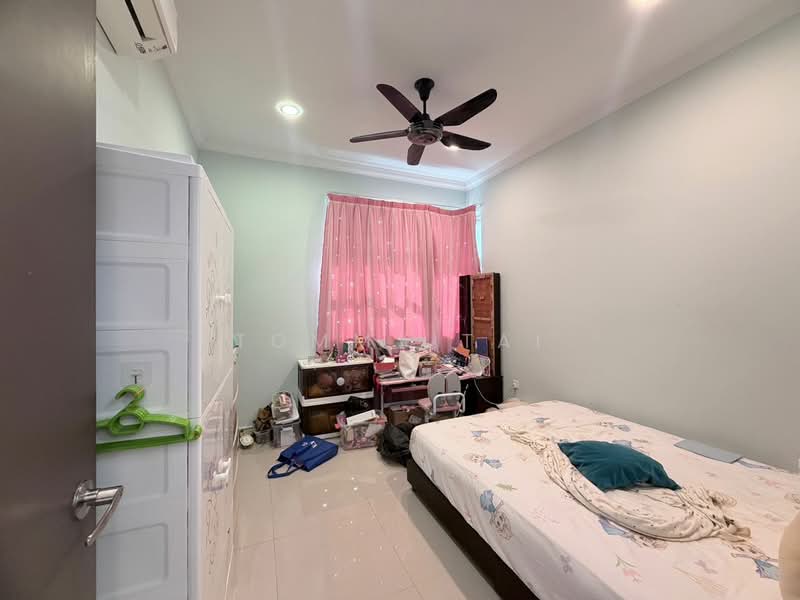Cluster House for Sale in Taman Gaya (Ulu Tiram) - Tommy Tai - Bedroom - PropertyGuru.com.my