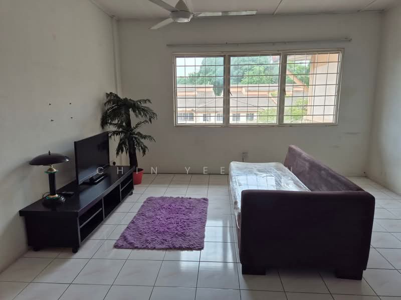 Apartment for Rent at saujana apartment - Chin Yee Xin - Living Room - PropertyGuru.com.my