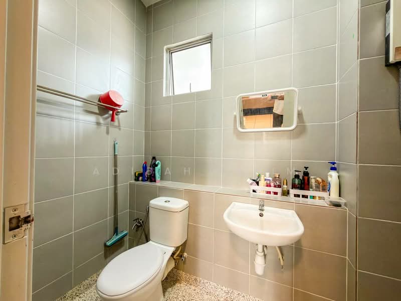 Condominium for Sale at Residensi Adelia - Adibah Salim - Bathroom - PropertyGuru.com.my