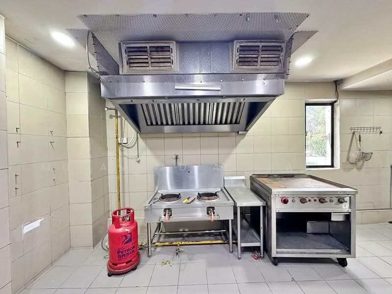 Hotel / Resort untuk Dijual di Kuala Lumpur (Kuala Lumpur) - Muhammad Ashraf . - Kitchen - PropertyGuru.com.my