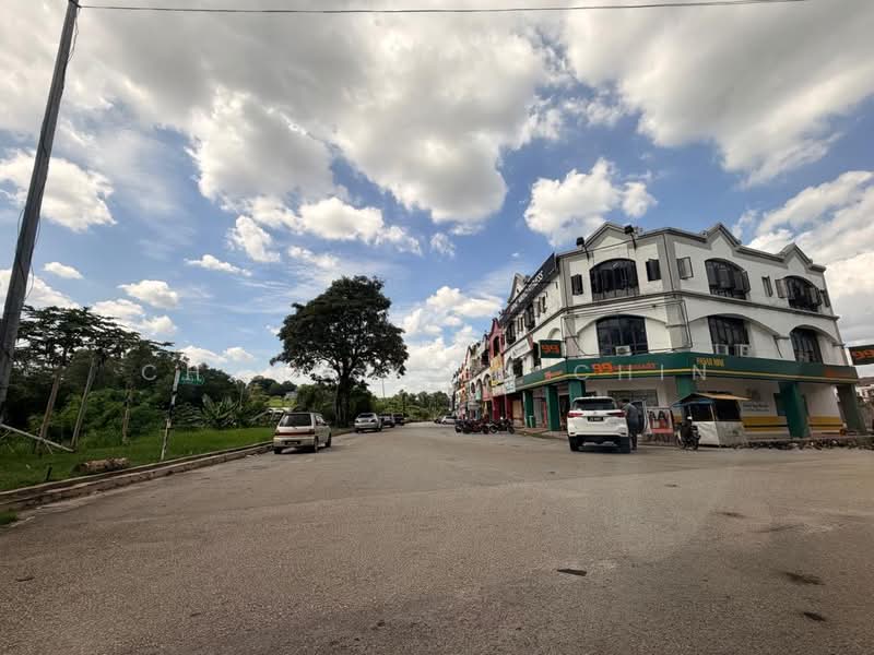 Shop / Office for Rent in U6, Pusat Perdagangan Subang Permai (Shah Alam) - Chong Yien Chin - PropertyGuru.com.my
