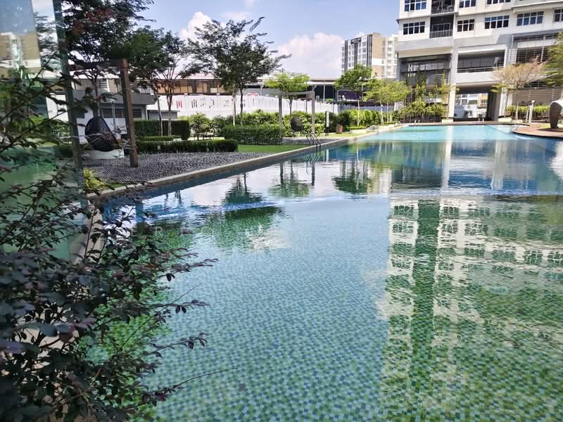 Service Residence for Sale at Skypod Residence - Eric Lau Mun Chung - Pool - PropertyGuru.com.my