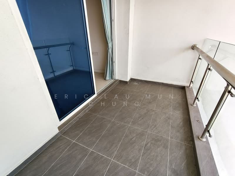 Service Residence for Sale at Skypod Residence - Eric Lau Mun Chung - Balcony - PropertyGuru.com.my