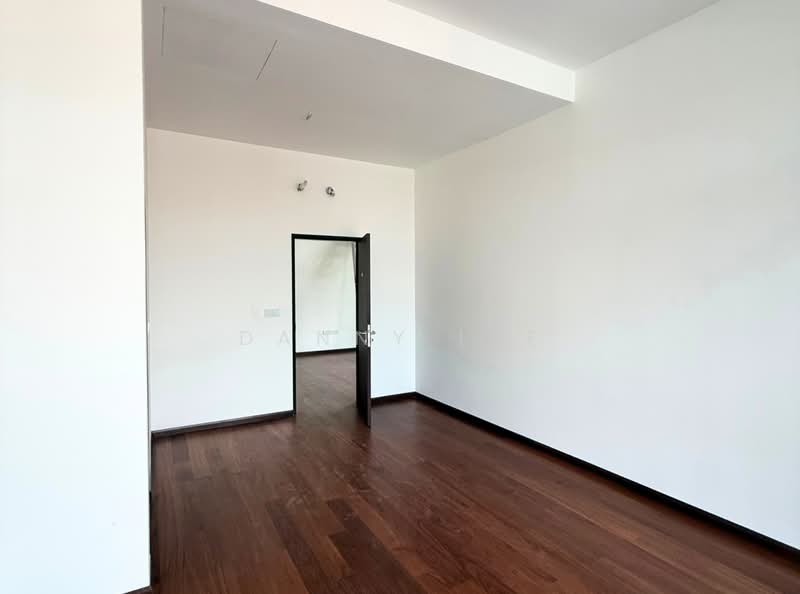 Semi-Detached House for Sale in Bandar Kinrara Seksyen 8 (Bandar Kinrara) - Danny Lee - Interior - PropertyGuru.com.my