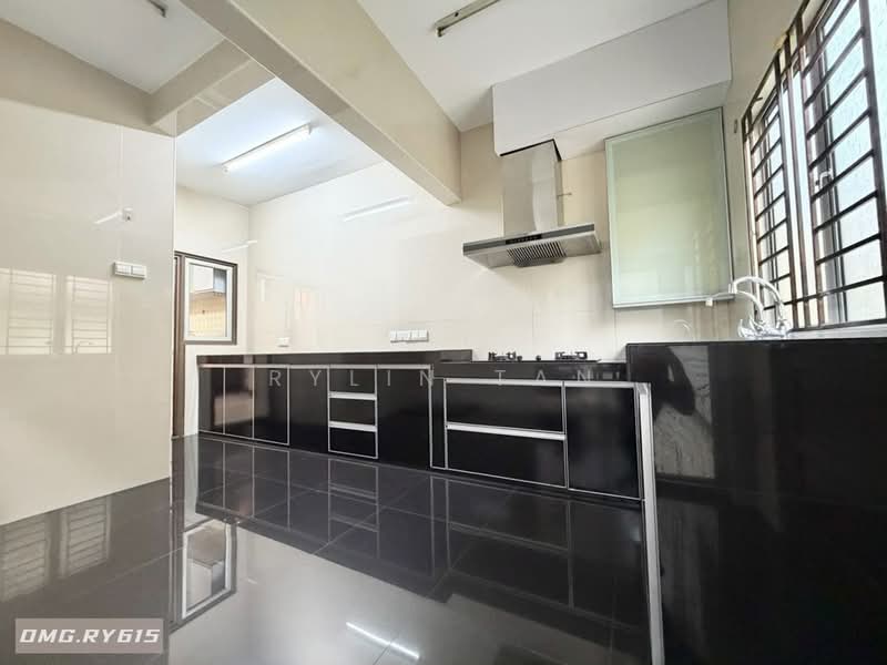 Rumah Teres 2 Tingkat untuk Disewa di Setia Impian (Setia Alam) - Rylin Tan - Kitchen - PropertyGuru.com.my