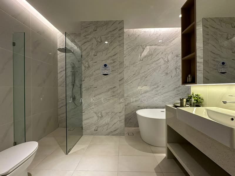 Kondominium untuk Dijual di Queens Residences Q3 @ Queens Waterfront - Jake Khoo - Bathroom - PropertyGuru.com.my
