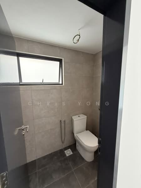 Kedai / Pejabat untuk Disewa di BANDAR PUCHONG JAYA (Puchong) - Chris Yong - Bathroom - PropertyGuru.com.my