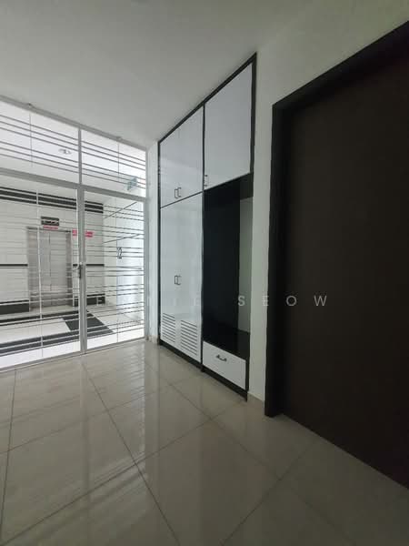 Condominium for Rent at The Cantonment - Fennie Seow - Entrance - PropertyGuru.com.my
