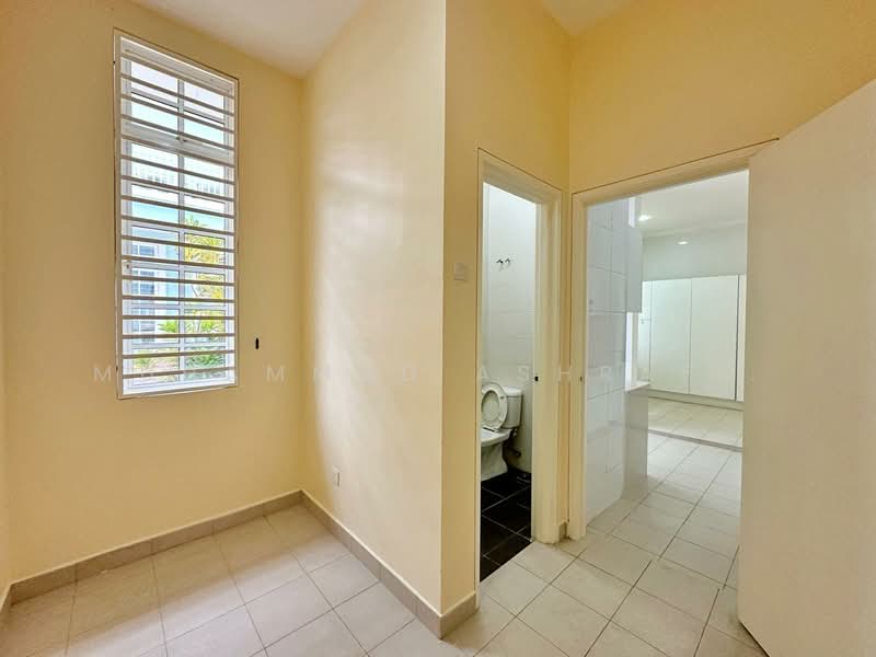 Semi-Detached House for Rent in Presint 18 (Putrajaya) - Muhammad Ashraf . - Bathroom - PropertyGuru.com.my