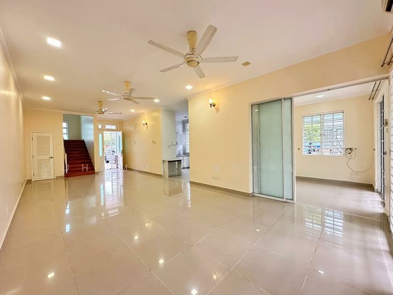Semi-Detached House for Rent in Presint 18 (Putrajaya) - Muhammad Ashraf . - Living Room - PropertyGuru.com.my