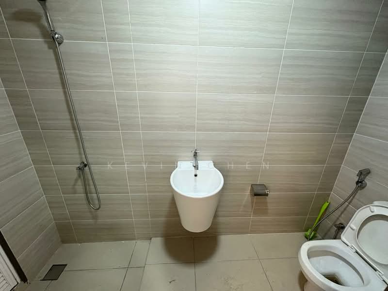 Office for Rent in Kampung Berembang (Ampang) - Kevin Chen - Bathroom - PropertyGuru.com.my