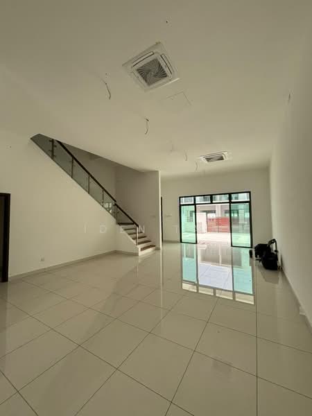 2-storey Terraced House for Rent in Taman Molek (Johor Bahru) - Iden Tan - Living Room - PropertyGuru.com.my