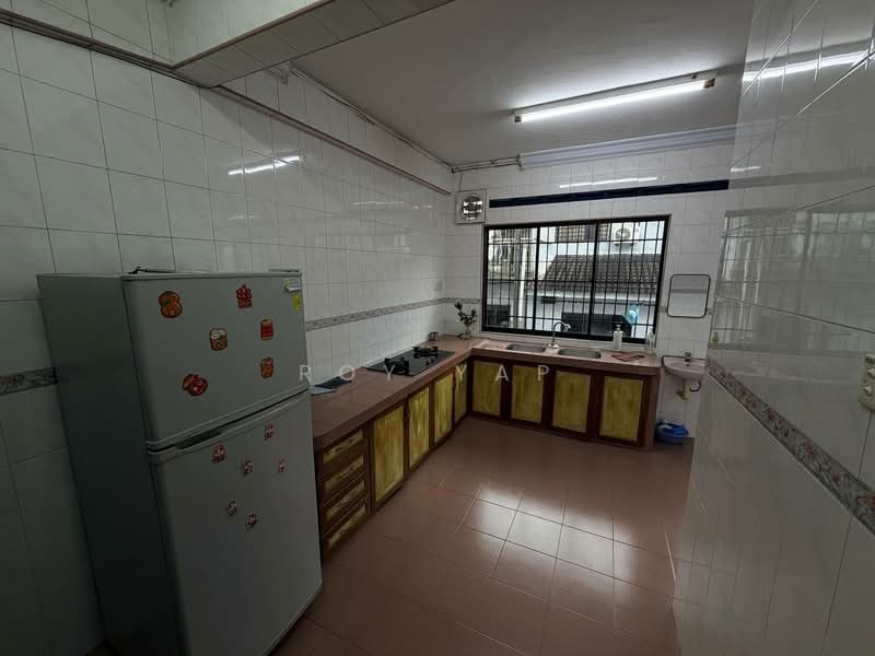 2-storey Terraced House for Sale in Taman Desa Cemerlang (Ulu Tiram) - Roy Yap - Kitchen - PropertyGuru.com.my