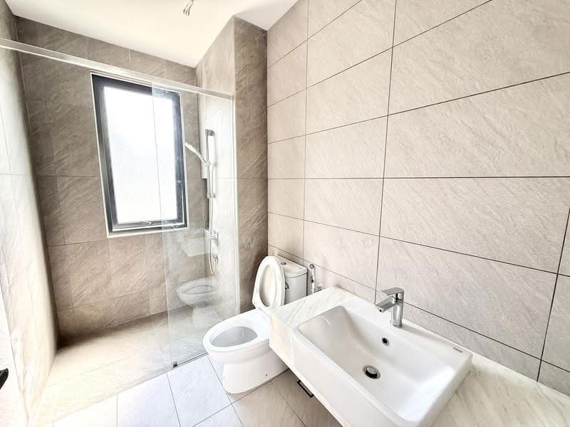 Rumah Berkembar untuk Dijual di Telok Panglima Garang (Selangor) - Wei Wei Low - PropertyGuru.com.my