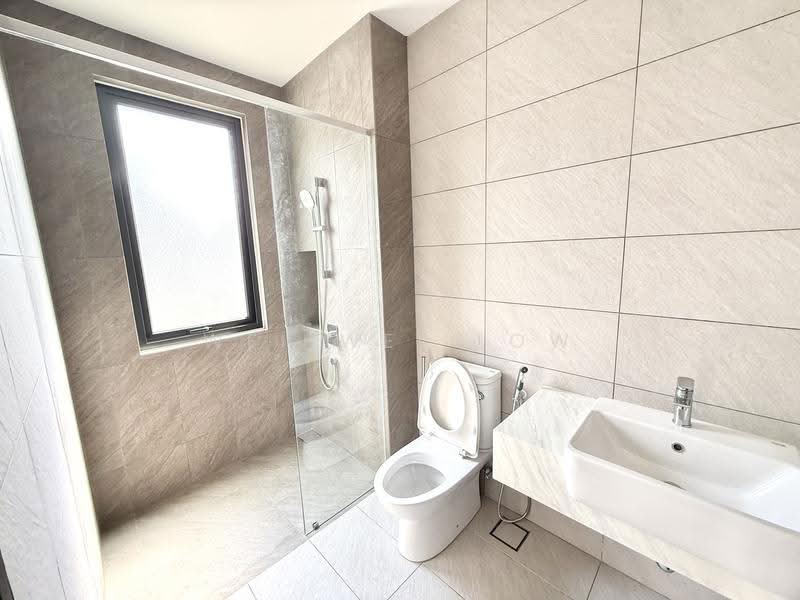 Rumah Berkembar untuk Dijual di Telok Panglima Garang (Selangor) - Wei Wei Low - PropertyGuru.com.my