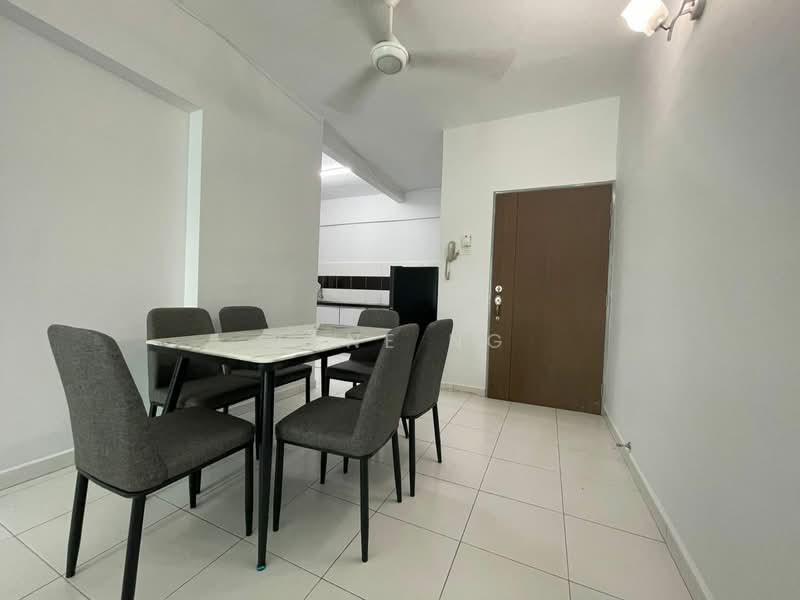 Pangsapuri untuk Disewa di Pinang Laguna - Jane Ng - Dining Room - PropertyGuru.com.my