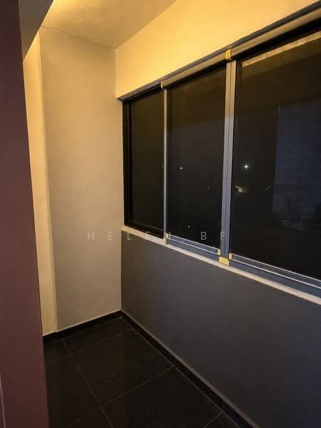 Rumah Flat untuk Disewa di Laksamana Cheng Ho - Helen BF - Balcony - PropertyGuru.com.my