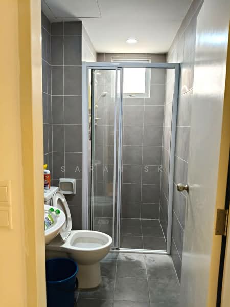 Service Residence for Rent at Savanna Executive Suite @ Southville City - Saran SK - Bathroom - PropertyGuru.com.my
