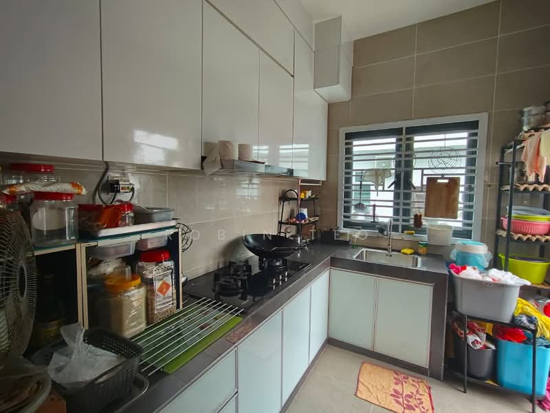 2-storey Terraced House for Sale in Bandar Indahpura (Kulai) - Robin Teo - Kitchen - PropertyGuru.com.my