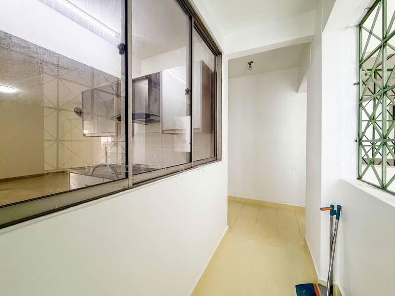Kondominium untuk Dijual di Kelana D'Putera - Hazeman Omar - Kitchen - PropertyGuru.com.my