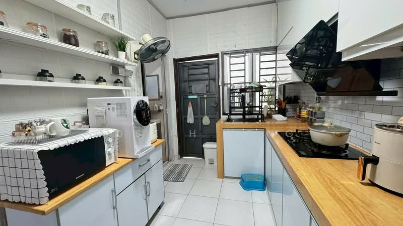 Rumah Teres 2.5 Tingkat untuk Dijual di Taman Scientex Pasir Gudang (Pasir Gudang) - Joseph Wong - Kitchen - PropertyGuru.com.my
