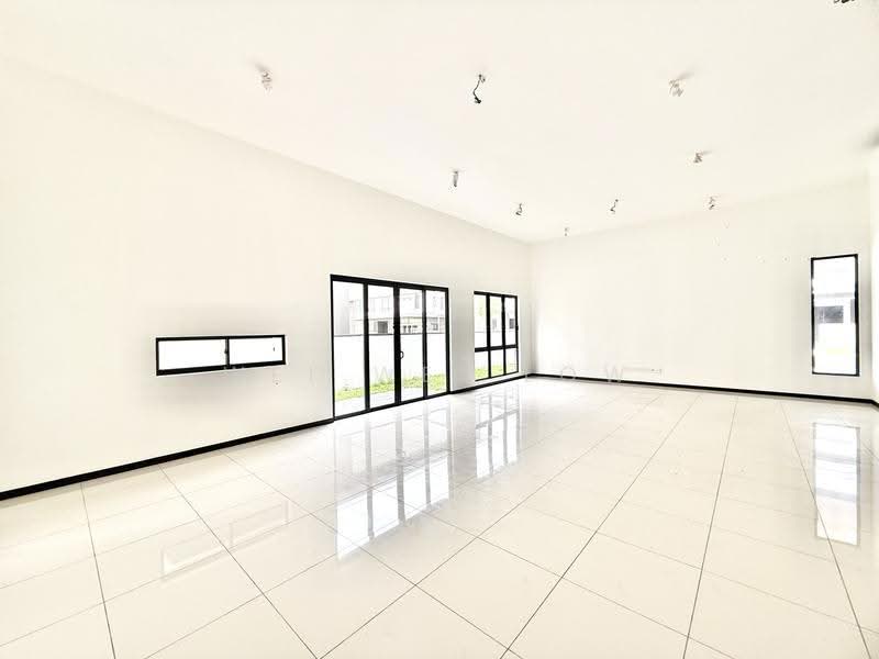Semi-Detached House for Sale in Telok Panglima Garang (Selangor) - Wei Wei Low - PropertyGuru.com.my