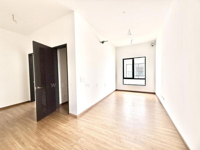 Semi-Detached House for Sale in Telok Panglima Garang (Selangor) - Wei Wei Low - PropertyGuru.com.my