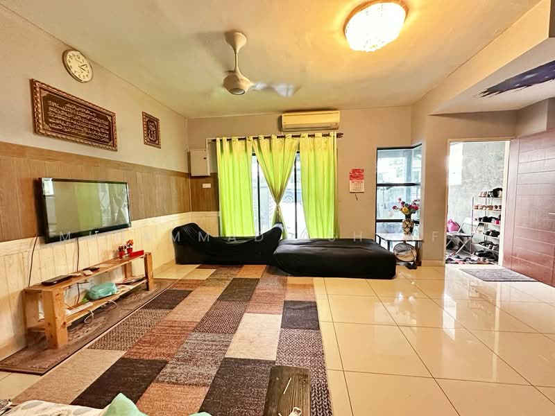 Rumah Berkembar untuk Dijual di Abadi Heights (Puchong) - Muhammad Ashraf . - Living Room - PropertyGuru.com.my