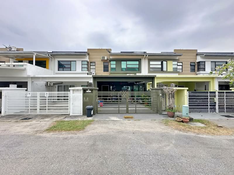 Rumah Berkembar untuk Dijual di Abadi Heights (Puchong) - Muhammad Ashraf . - Exterior - PropertyGuru.com.my
