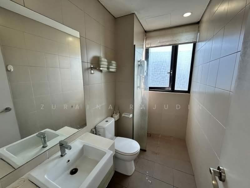 Service Residence for Sale at i-Suite @ i-City - Zuraina Rajudin - Bathroom - PropertyGuru.com.my