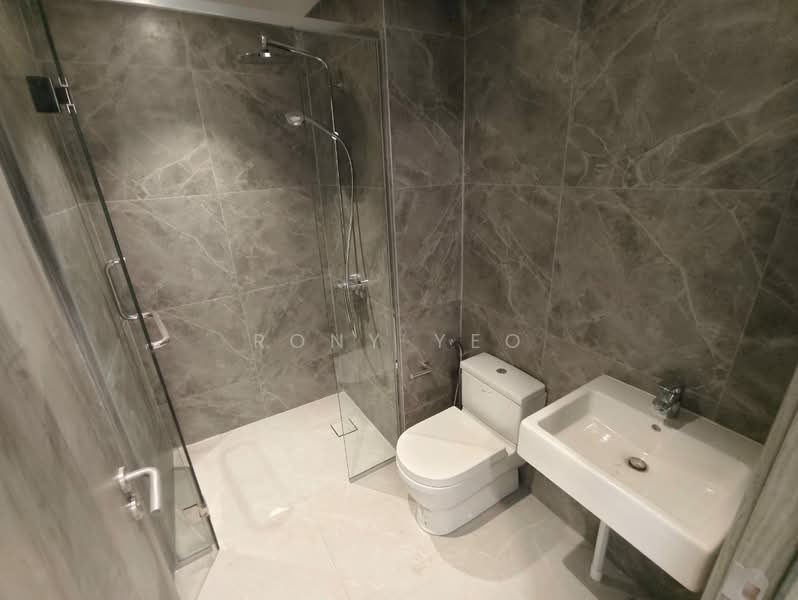 Service Residence for Rent at Agile Bukit Bintang - Rony Yeo - Bathroom - PropertyGuru.com.my