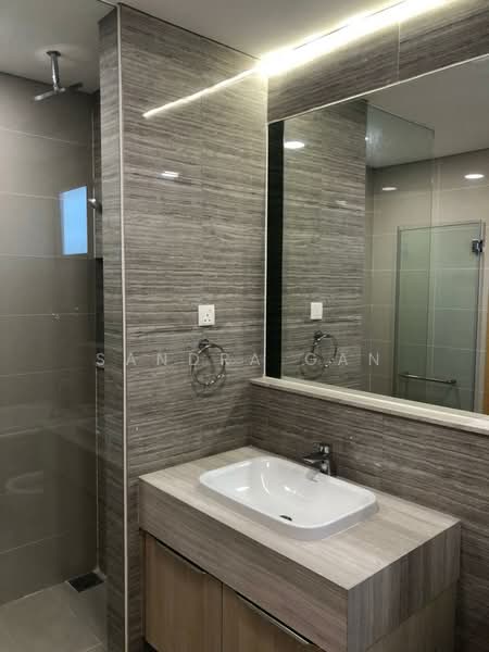Servis Apartment untuk Disewa di Southern Marina Residences - Sandra Gan - Bathroom - PropertyGuru.com.my