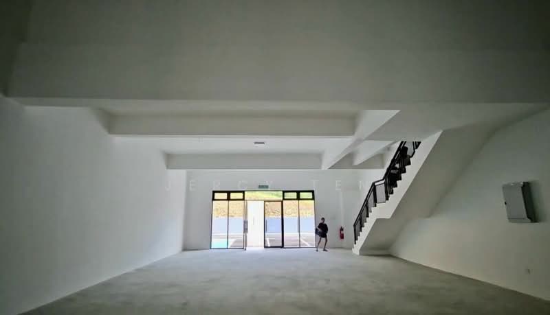 Kilang untuk Disewa di Bandar Indahpura (Kulai) - Jercy Ten - Entrance - PropertyGuru.com.my