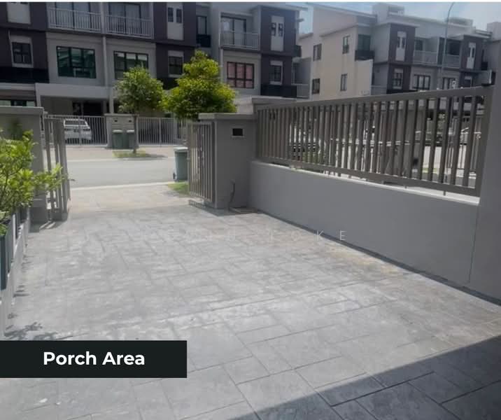 Rumah Bandar untuk Dijual di Bandar Puteri Bangi (Bangi) - Kevin Loke - Exterior - PropertyGuru.com.my