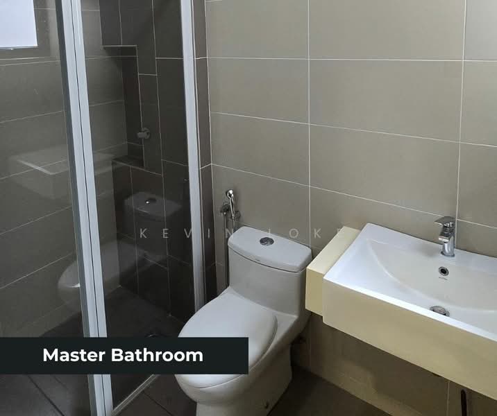 Rumah Bandar untuk Dijual di Bandar Puteri Bangi (Bangi) - Kevin Loke - Bathroom - PropertyGuru.com.my