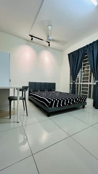 Kondominium untuk Dijual di Platinum Lake PV 20 - Brandon Chin - Bedroom - PropertyGuru.com.my