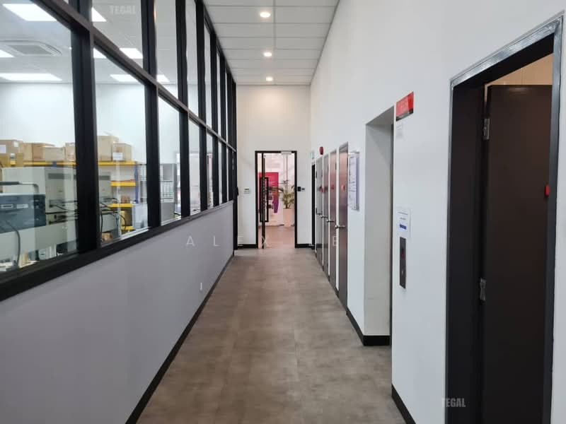 Warehouse for Rent in Shah Alam (Selangor) - Alex Lee - Corridor - PropertyGuru.com.my