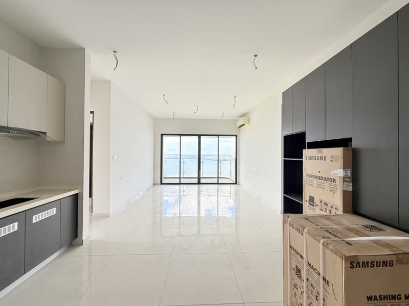 Condominium for Sale at Kings Bay @ Country Garden Danga Bay - Zhiyi Lee - Living - PropertyGuru.com.my