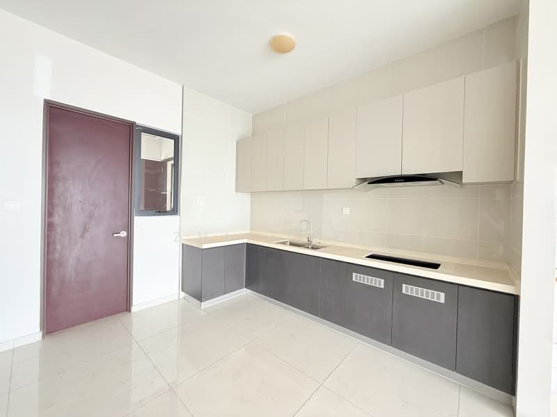 Condominium for Sale at Kings Bay @ Country Garden Danga Bay - Zhiyi Lee - Kitchen - PropertyGuru.com.my