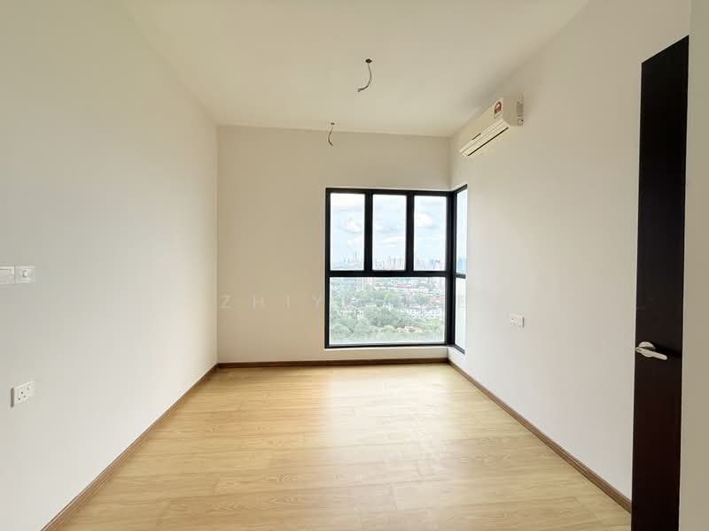 Condominium for Sale at Kings Bay @ Country Garden Danga Bay - Zhiyi Lee - Bedroom - PropertyGuru.com.my