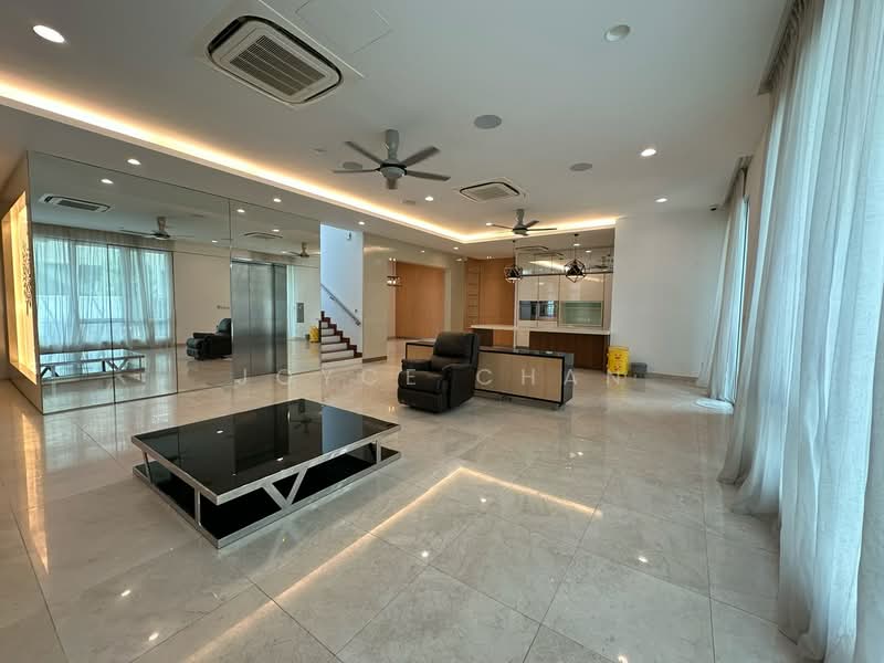 Rumah Banglo untuk Disewa di Cyberjaya (Selangor) - Joyce Chan - Living Room - PropertyGuru.com.my