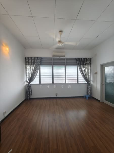2.5-storey Terraced House for Sale in Jelutong (Penang) - Ang Lee Theng - PropertyGuru.com.my