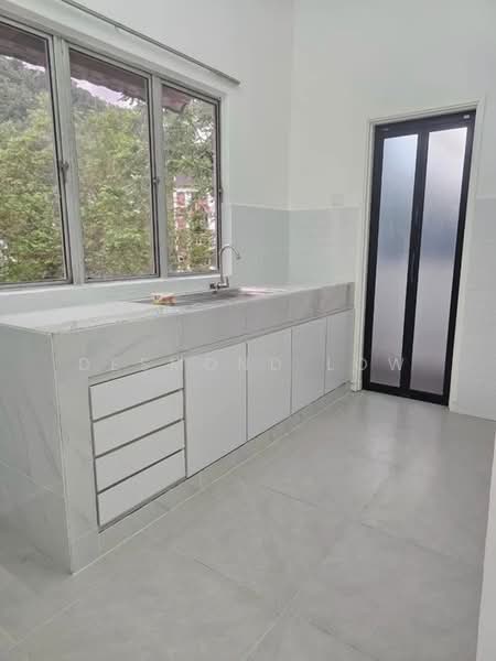 Pangsapuri untuk Disewa di Melawati Hillside Apartment - Desmond Low - Kitchen - PropertyGuru.com.my