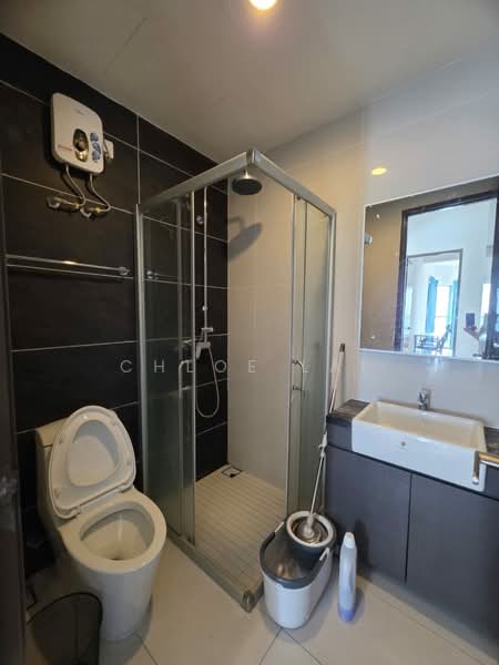 Kondominium untuk Disewa di Kings Bay @ Country Garden Danga Bay - Chloe Lai - Bathroom - PropertyGuru.com.my