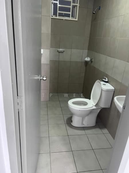 Kondominium untuk Disewa di Seri Serindit Residence - TP Wee - PropertyGuru.com.my