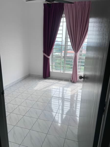 Kondominium untuk Disewa di Seri Serindit Residence - TP Wee - PropertyGuru.com.my