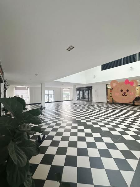Shop for Sale in Johor Bahru (Johor) - Max Loh - Interior - PropertyGuru.com.my