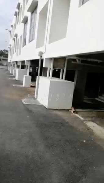 Shop / Office for Sale in Taman Velox (Rawang) - Khairil Anwar Sirajudin - Exterior - PropertyGuru.com.my