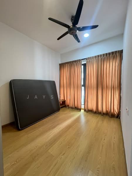 Kondominium untuk Disewa di Amberside @ Country Garden Danga Bay - Jayson Teo - Bedroom - PropertyGuru.com.my