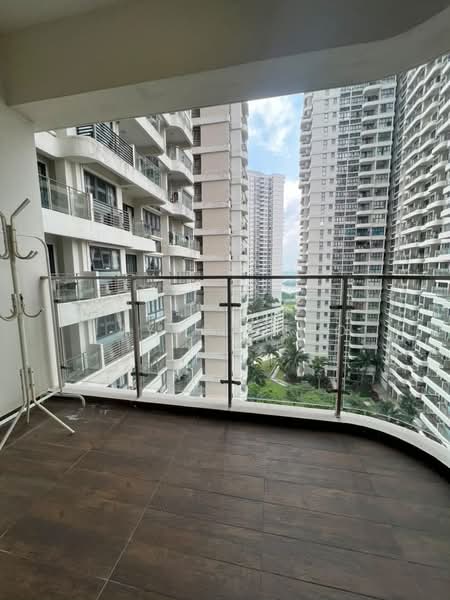 Kondominium untuk Disewa di Amberside @ Country Garden Danga Bay - Jayson Teo - Balcony - PropertyGuru.com.my